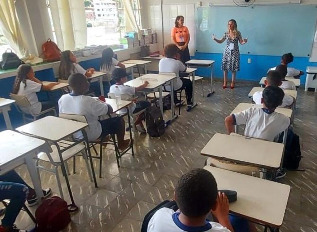 Violência escolar pode ser sanada com resolução de conflitos