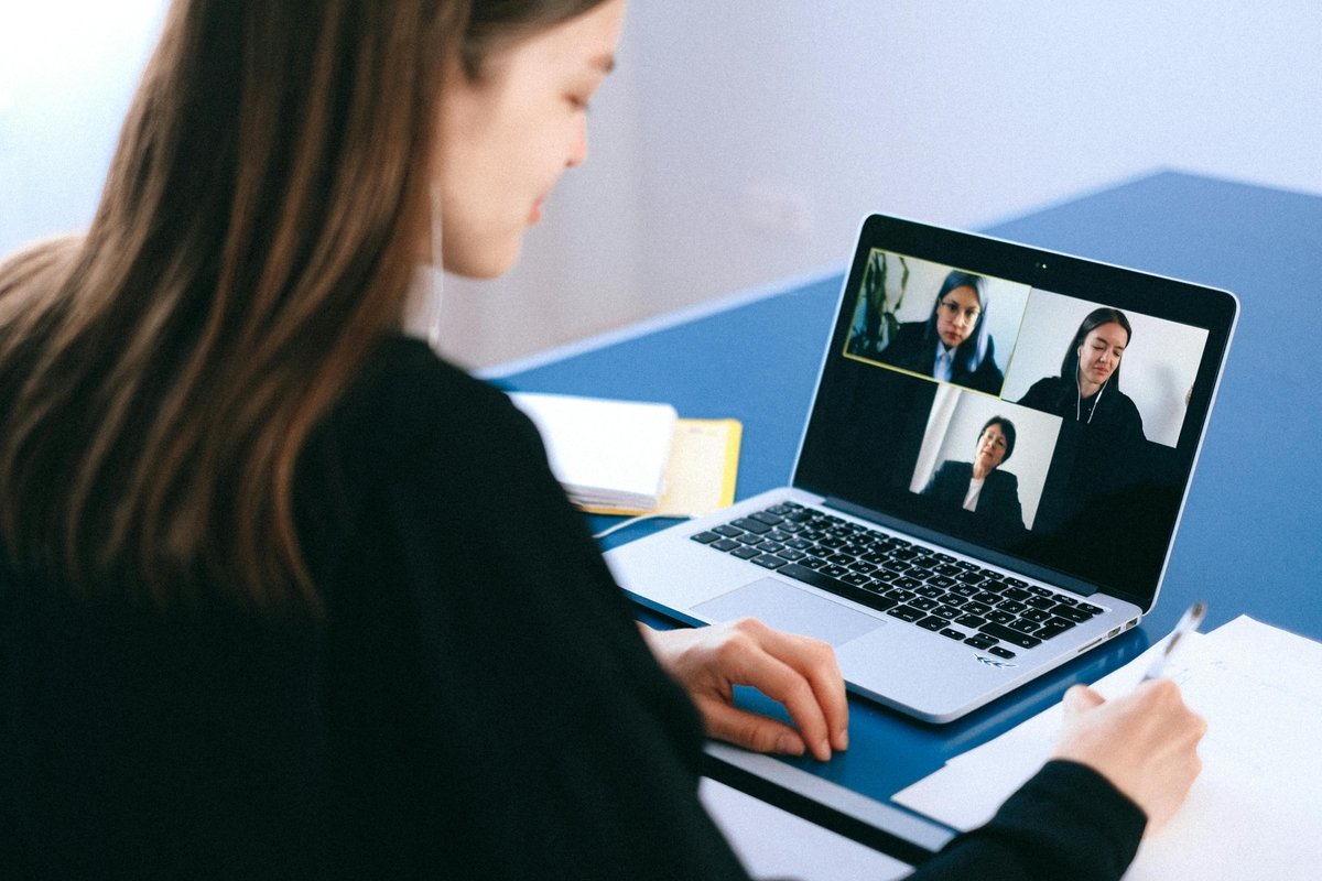 Entrevistas por vídeo com boa preparação impulsionam a contratação