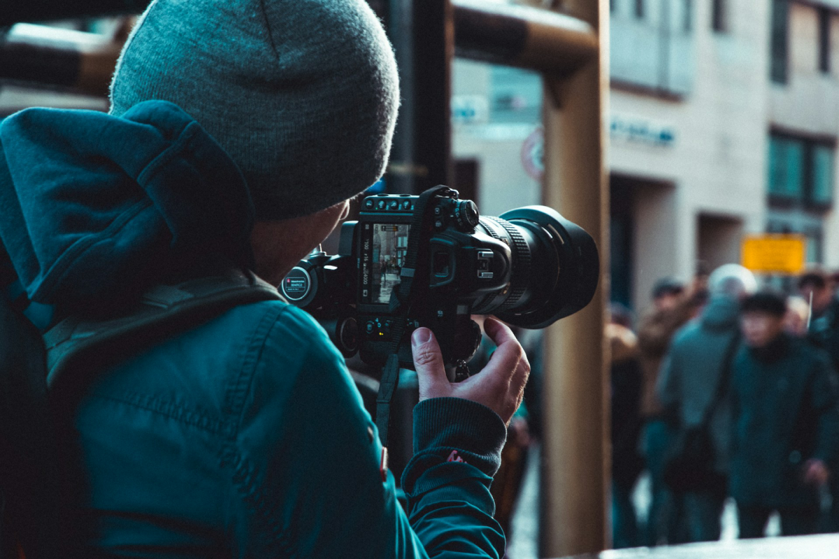 AI Ease cria funcionalidades para remover objetos de fotos