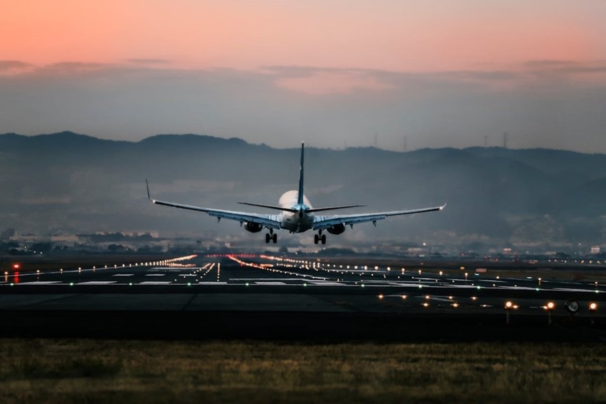 Logística aeroespacial requer soluções especializadas, aponta PLEX Logistics
