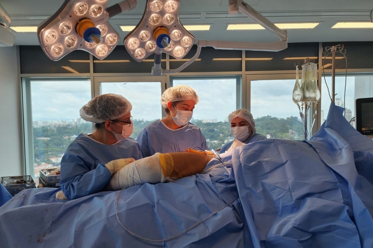 Técnica menos invasiva acelera pós-operatório do quadril