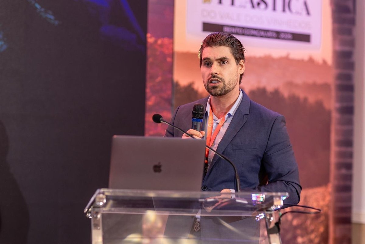 Dr. Fernando Zanol representa SC em simpósio nacional