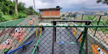 Antiga área de ocupações irregulares vira ponto de lazer em morro santista