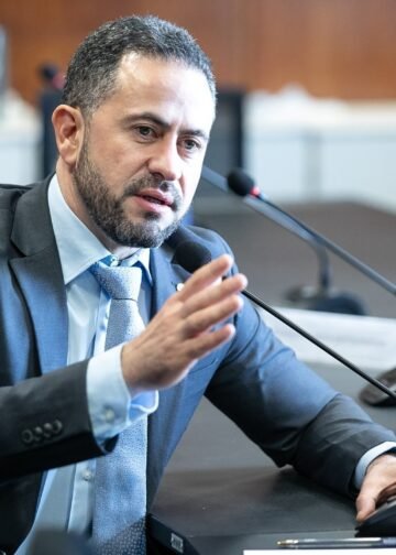 📰 Com mais de R$ 5 milhões destinados ao litoral paulista, deputado federal Kiko Celeguim intensifica agenda na Baixada Santista