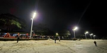 Guarujá instala nova iluminação em LED na orla da Praia do Guaiúba
