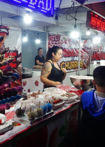 Festa do Morango terá shows gratuitos e gastronomia neste fim de semana em Mongaguá