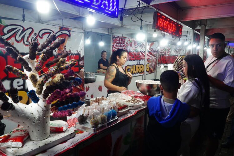Festa do Morango terá shows gratuitos e gastronomia neste fim de semana em Mongaguá