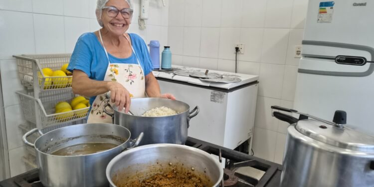 Mongaguá serve mais de 9 mil refeições por dia a estudantes da rede municipal de ensino